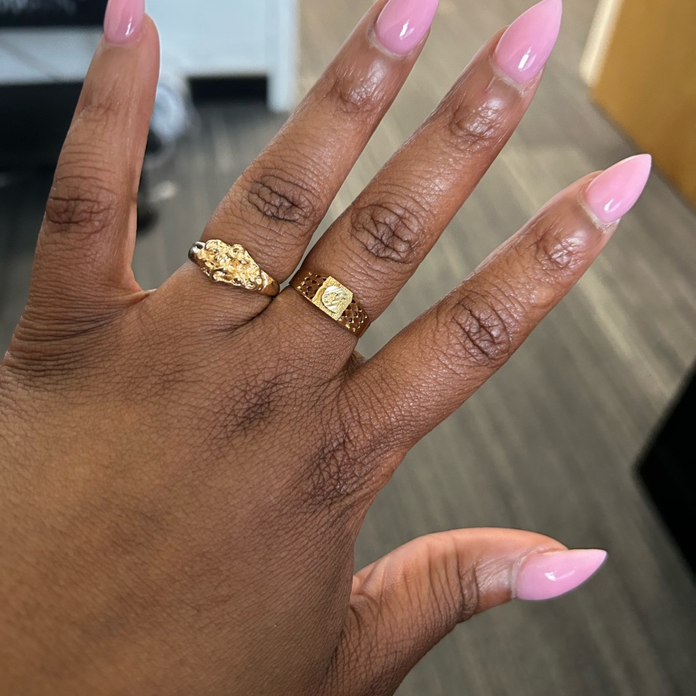 10k yellow gold initial ring